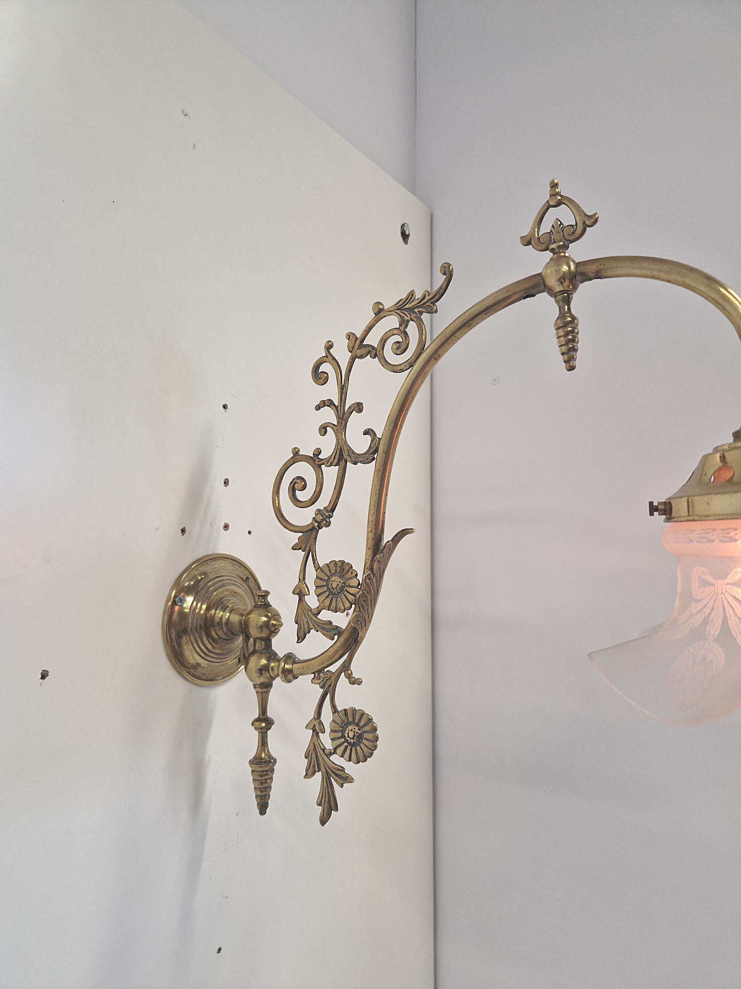 Unsigned | 2 Victorian Converted Gas Wall Lights | England c.1895 | SOLD - Image 6