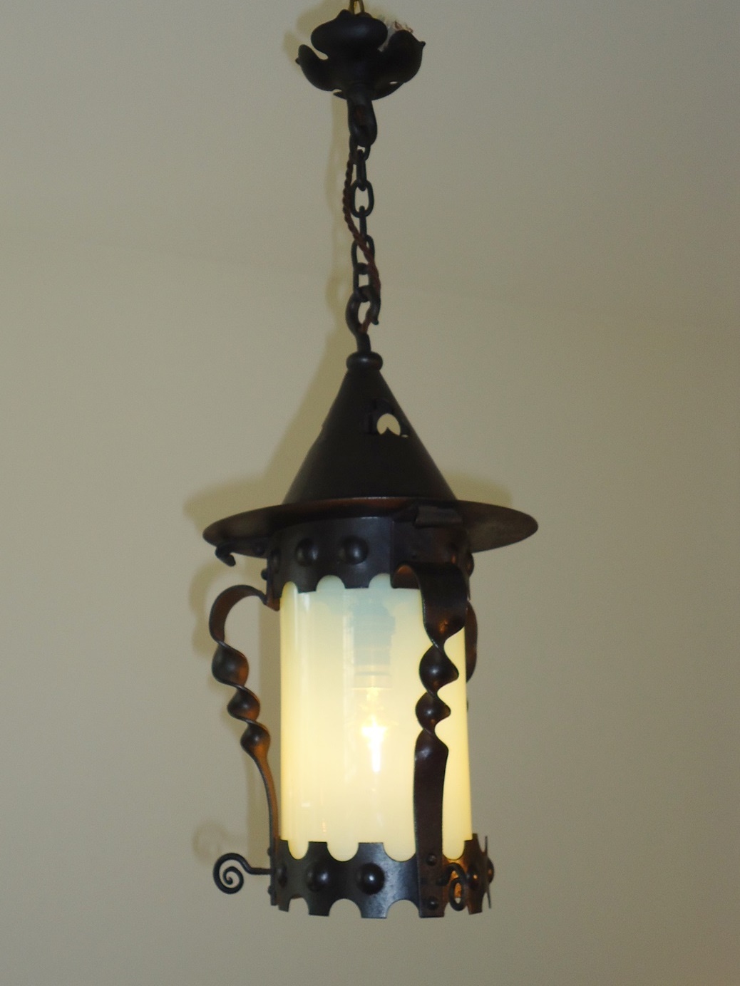 Unsigned | Wrought-Iron Arts & Crafts Lantern | England c.1900 - Image 2