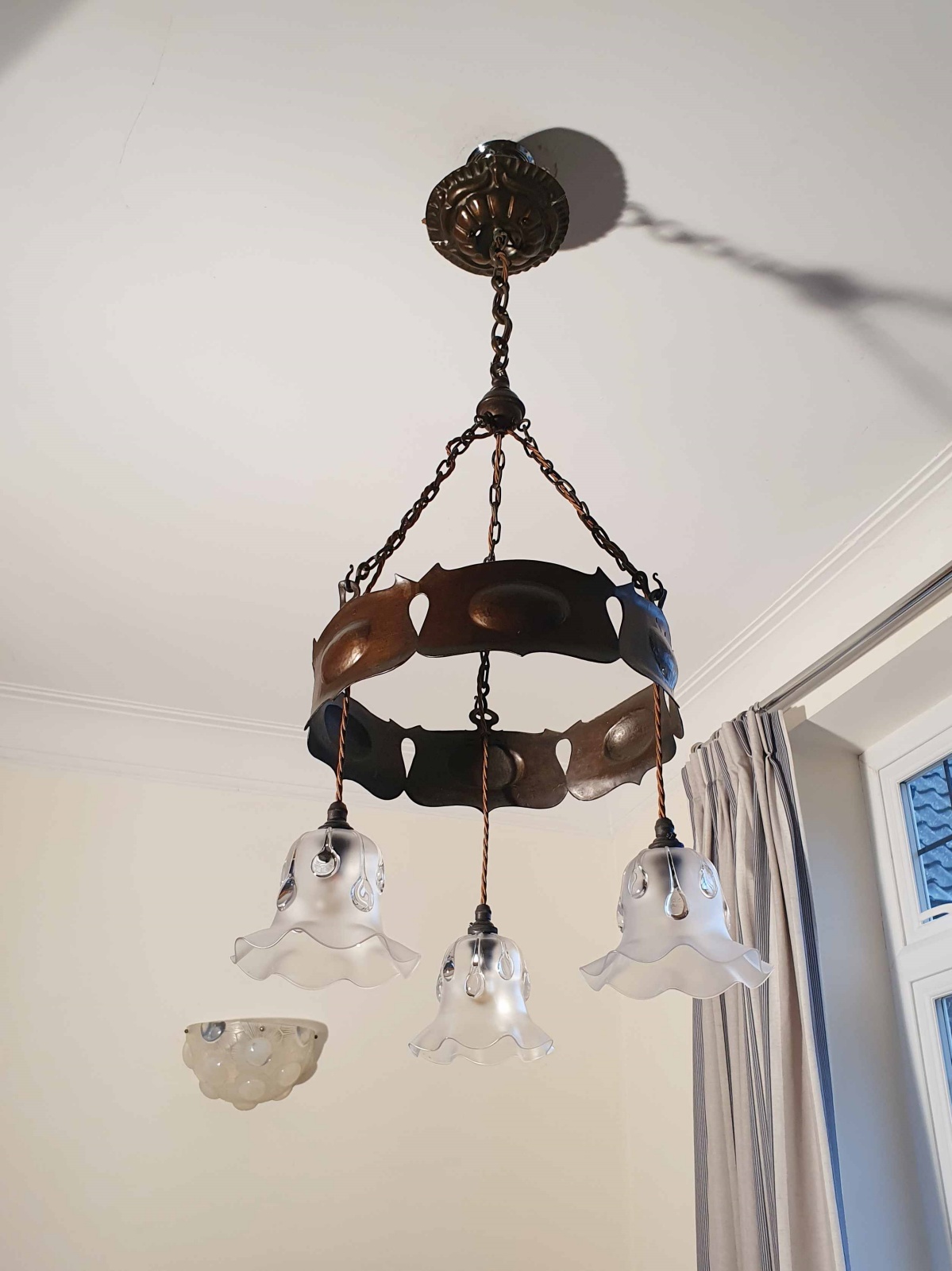 Style of Jesson, Birkett & Co. (Faulkner Bronze Co.) | Arts & Crafts Chandelier | England c.1900 - Image 6