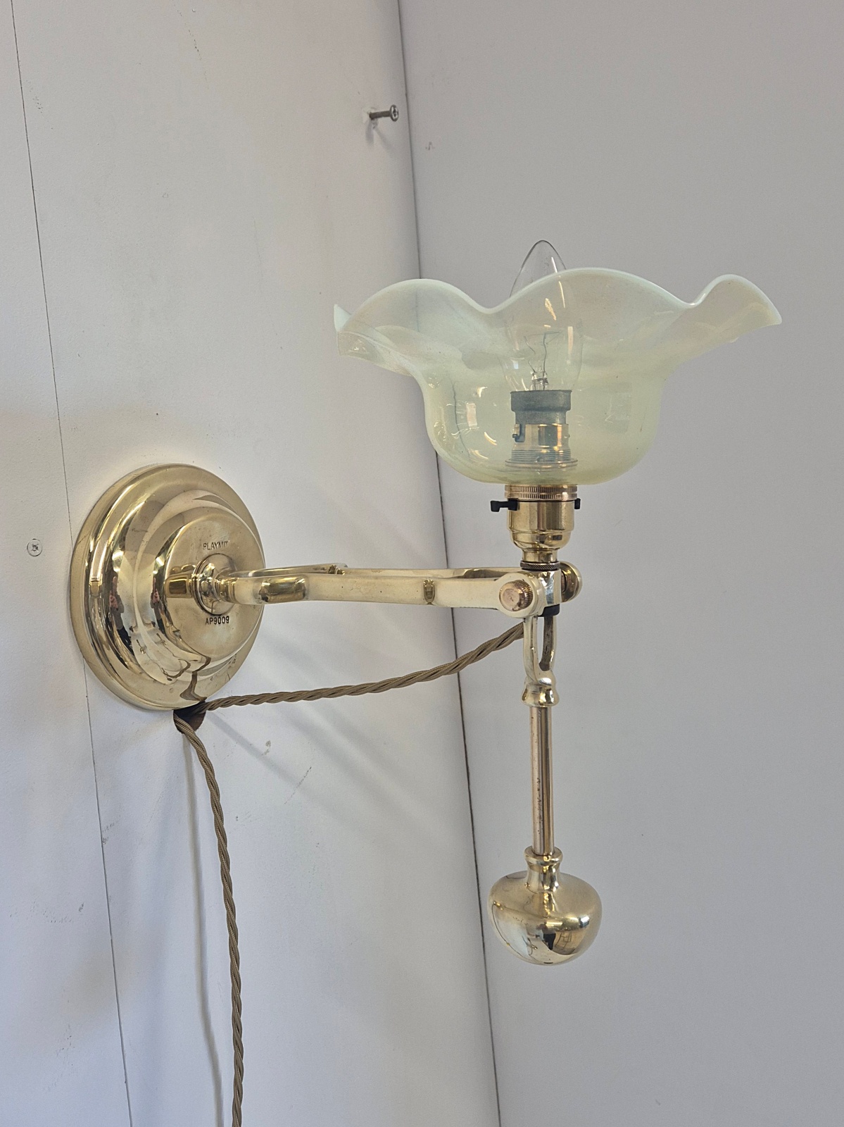 Playmit | 2 x Pairs (4) Cast Brass "Gimbal" Table or Wall Lamps | England c.1915 - Image 3