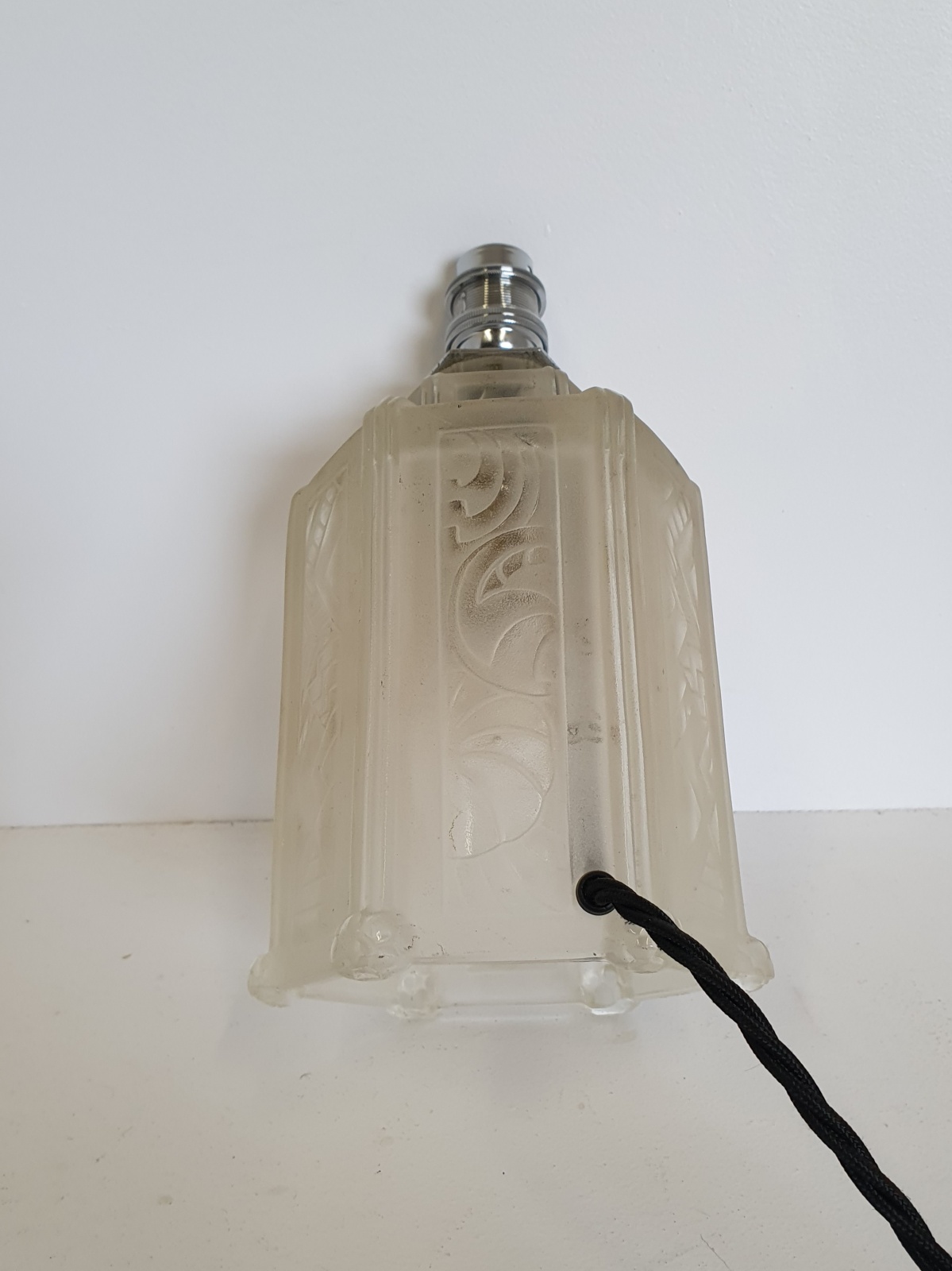 Ernst-Marius Sabino | Art Deco Table Lamp | France c.1925 | SOLD - Image 4