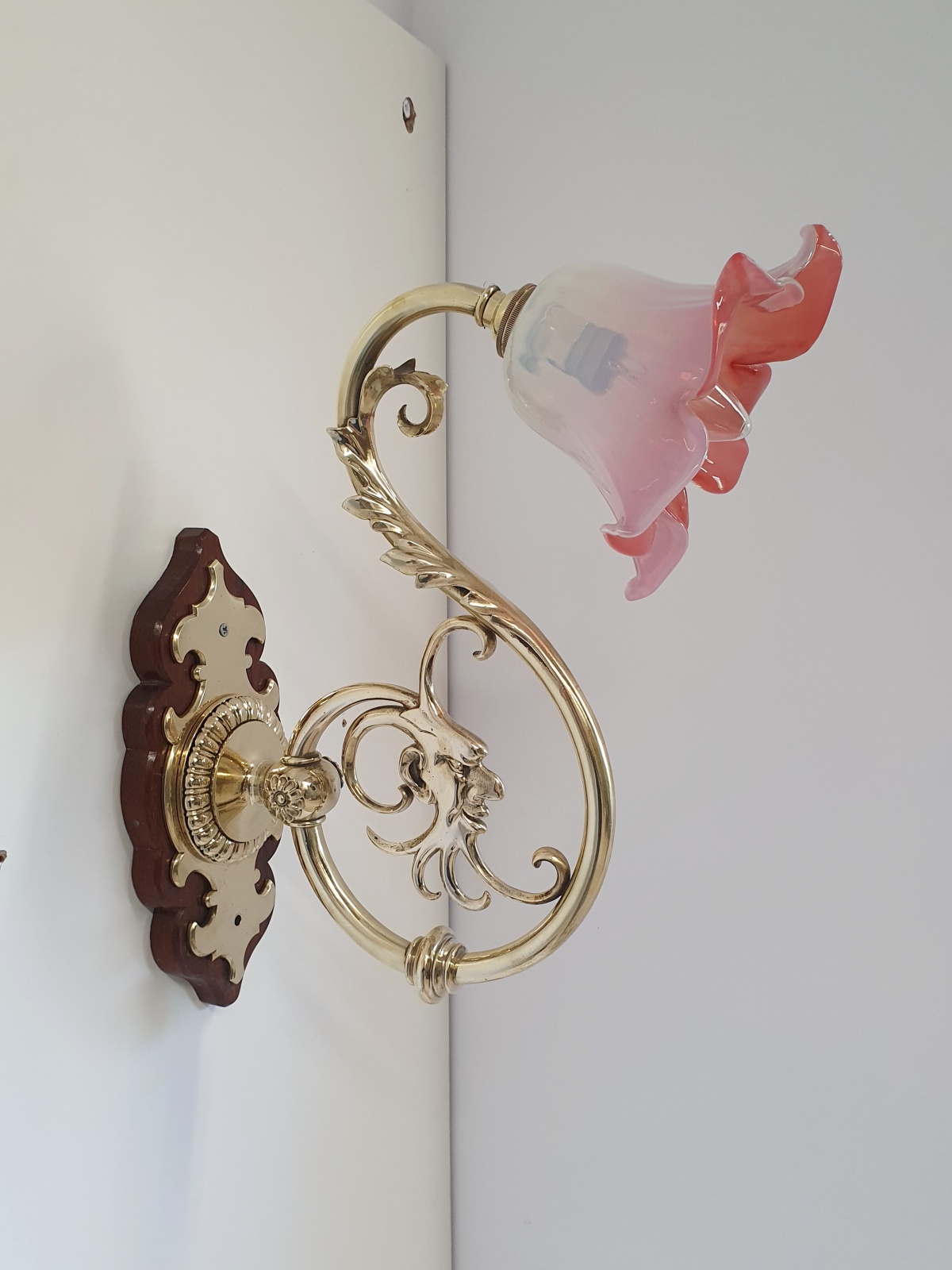 Unsigned | 2 "Green Man" Neoclassical Wall Lights | England c.1905 - Image 3