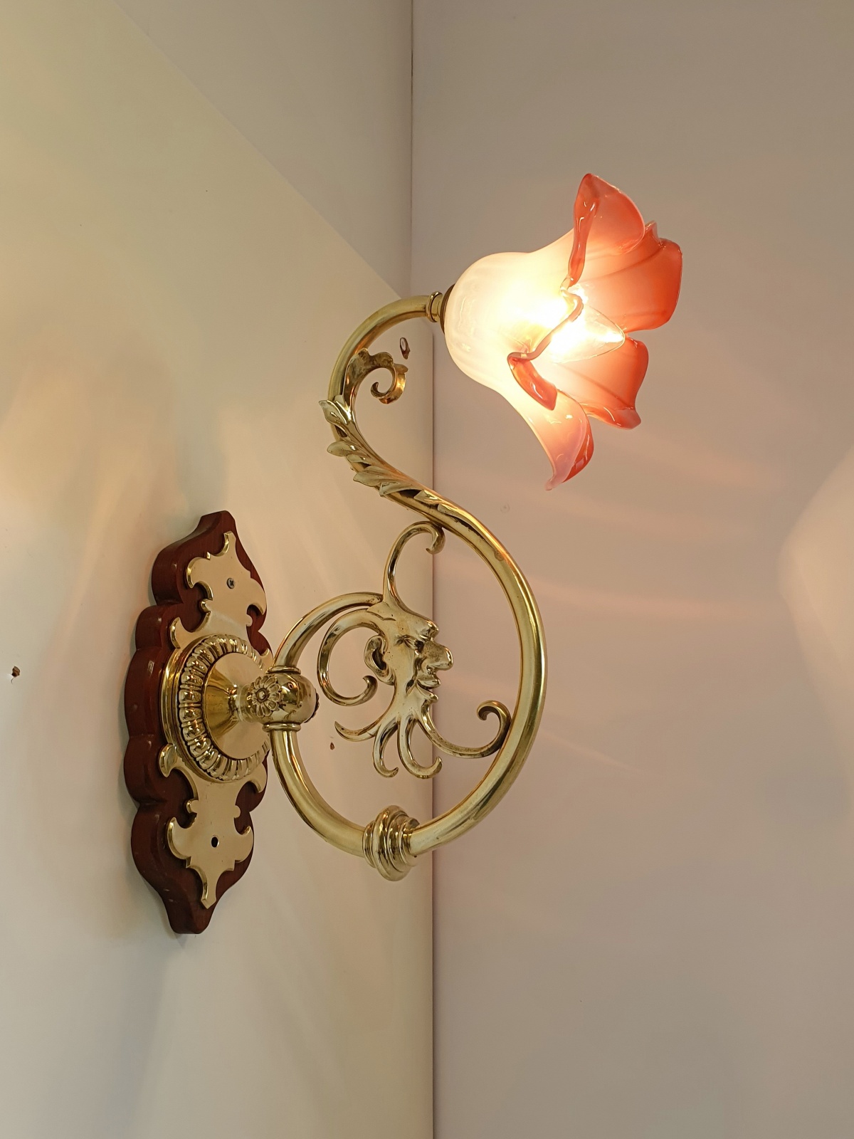 Unsigned | 2 "Green Man" Neoclassical Wall Lights | England c.1905 - Image 4