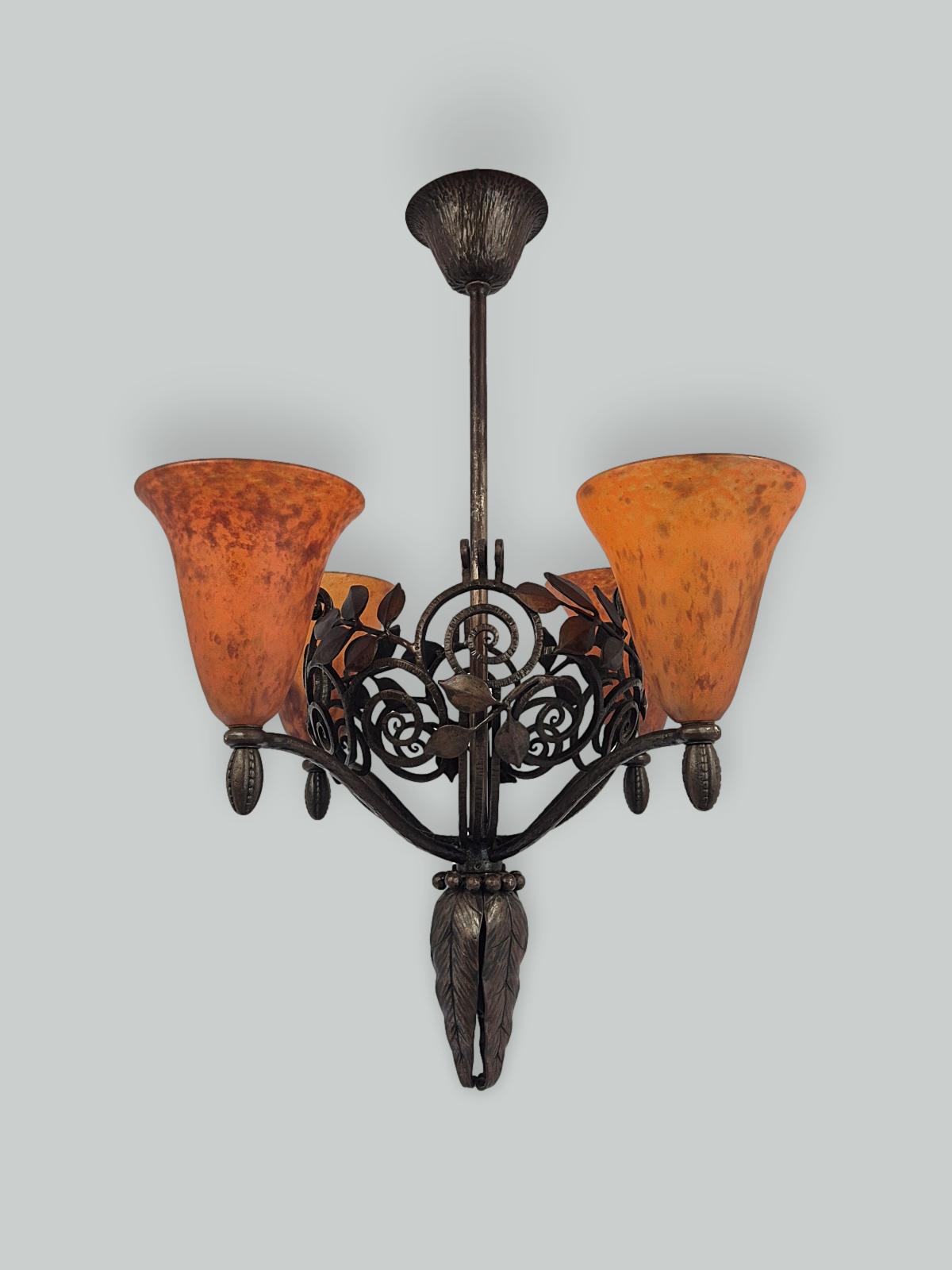 Edgar Brandt & Daum Frères | French Art Deco Wrought-Iron and "Pâte-de-Verre" Chandelier | France c. 1925 - Image 5