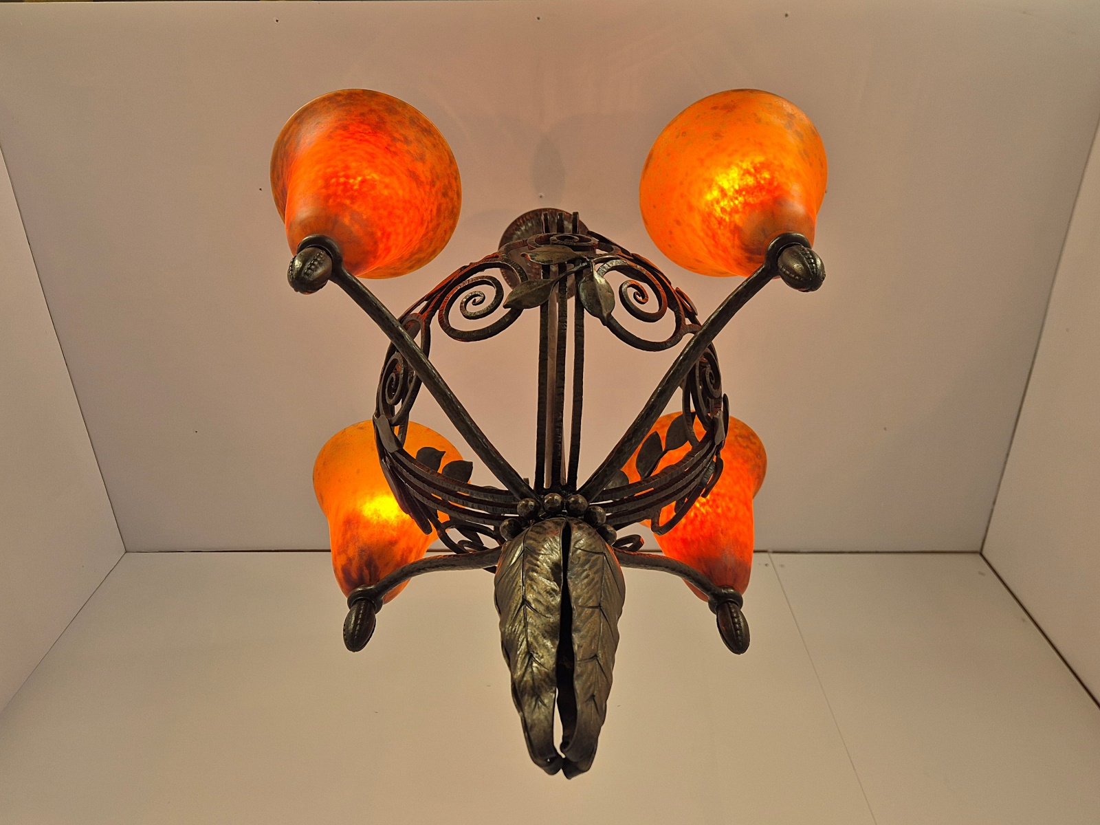 Edgar Brandt & Daum Frères | French Art Deco Wrought-Iron and "Pâte-de-Verre" Chandelier | France c. 1925 - Image 10
