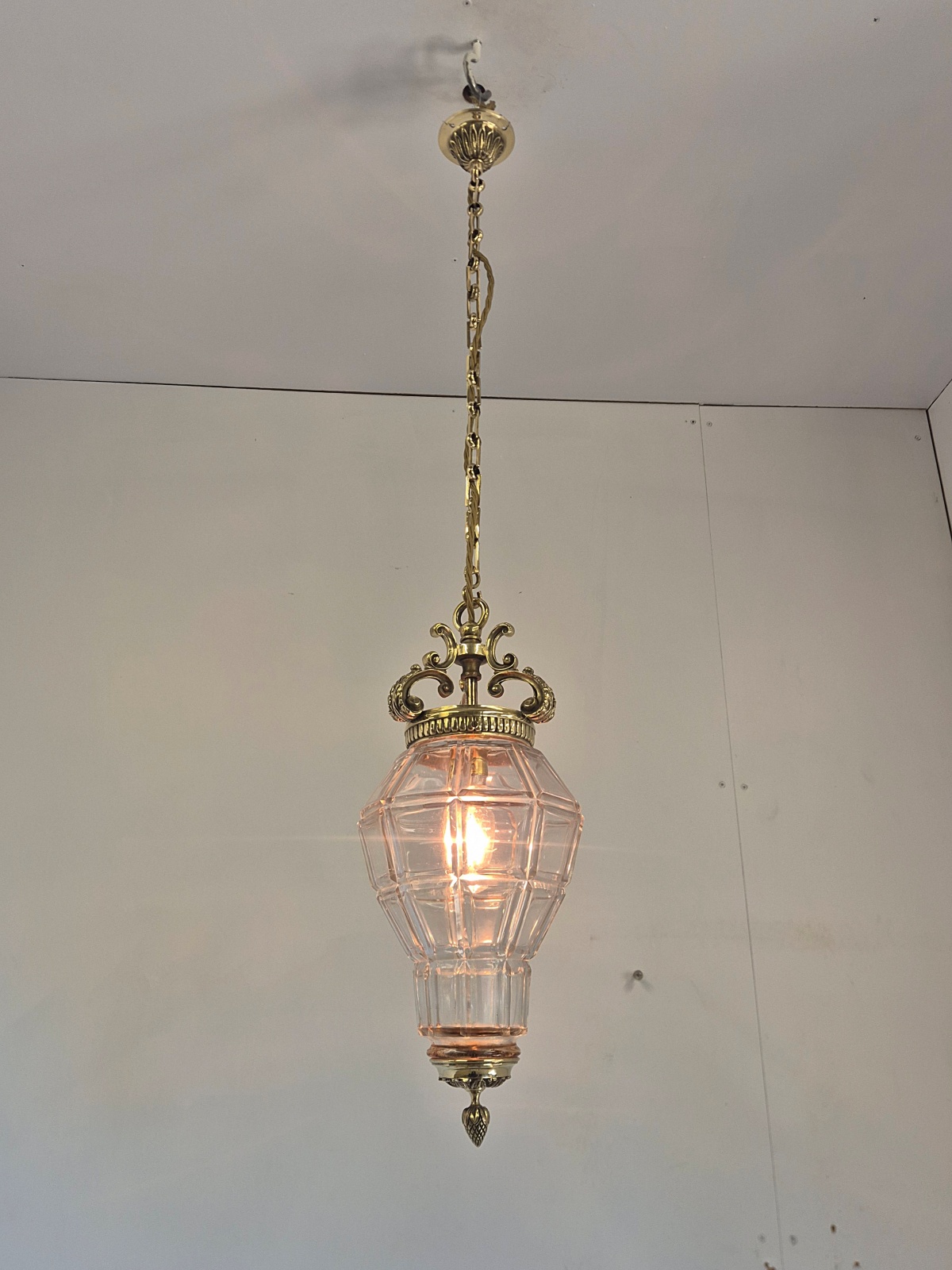 Style of Escaré & Danelle | 2 Brass 'Versailles' Prism Lanterns | England Early c.20th - Image 4