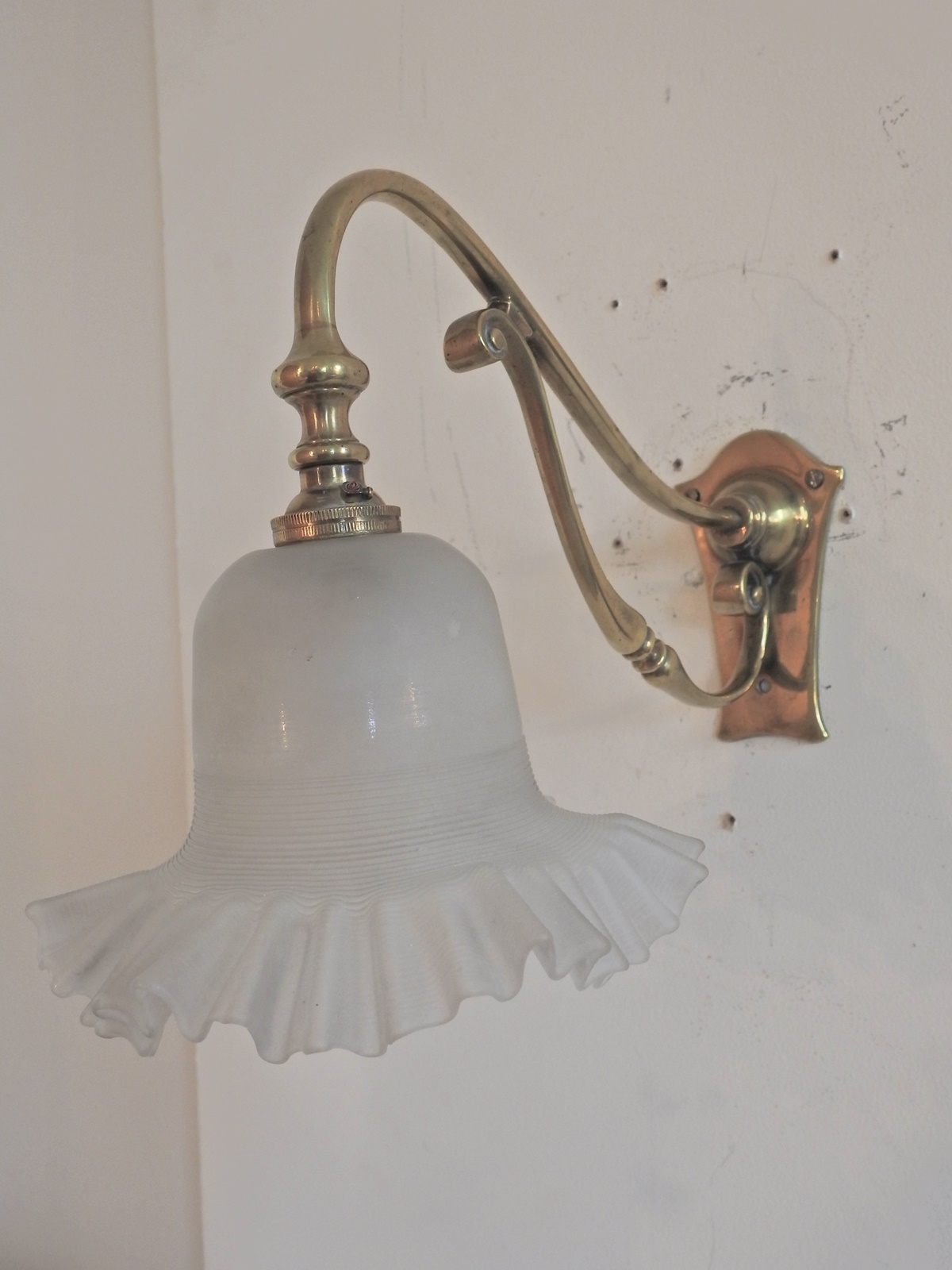 F & C Osler, Birmingham | 2 Edwardian Wall Lights | England c.1910 | SOLD - Image 3
