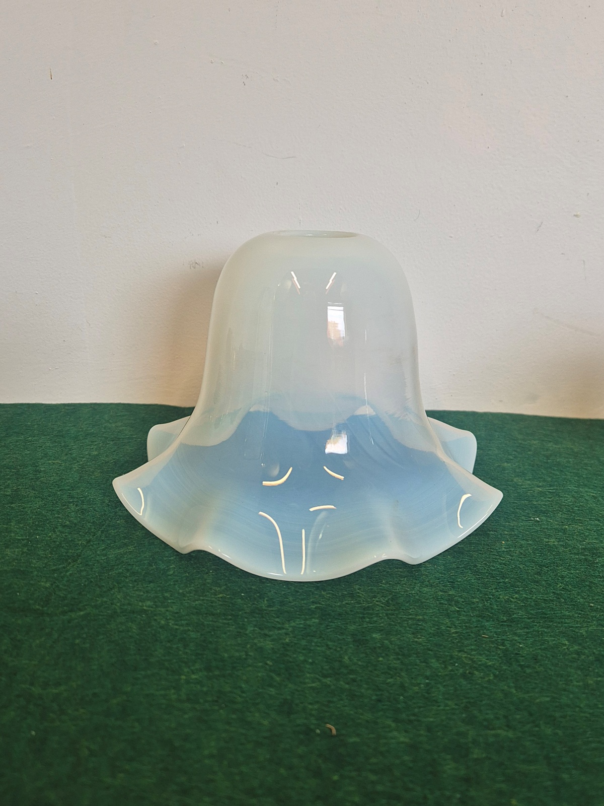 Unsigned | Opalescent Lampshade | England c.1920