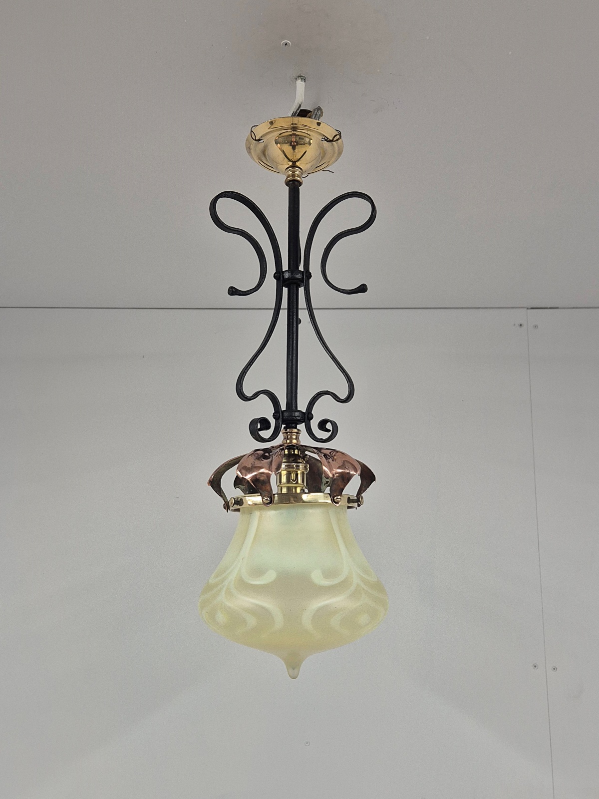 John Walsh Walsh | Vaseline-glass Arts & Crafts Lantern | England c.1900 - Image 3