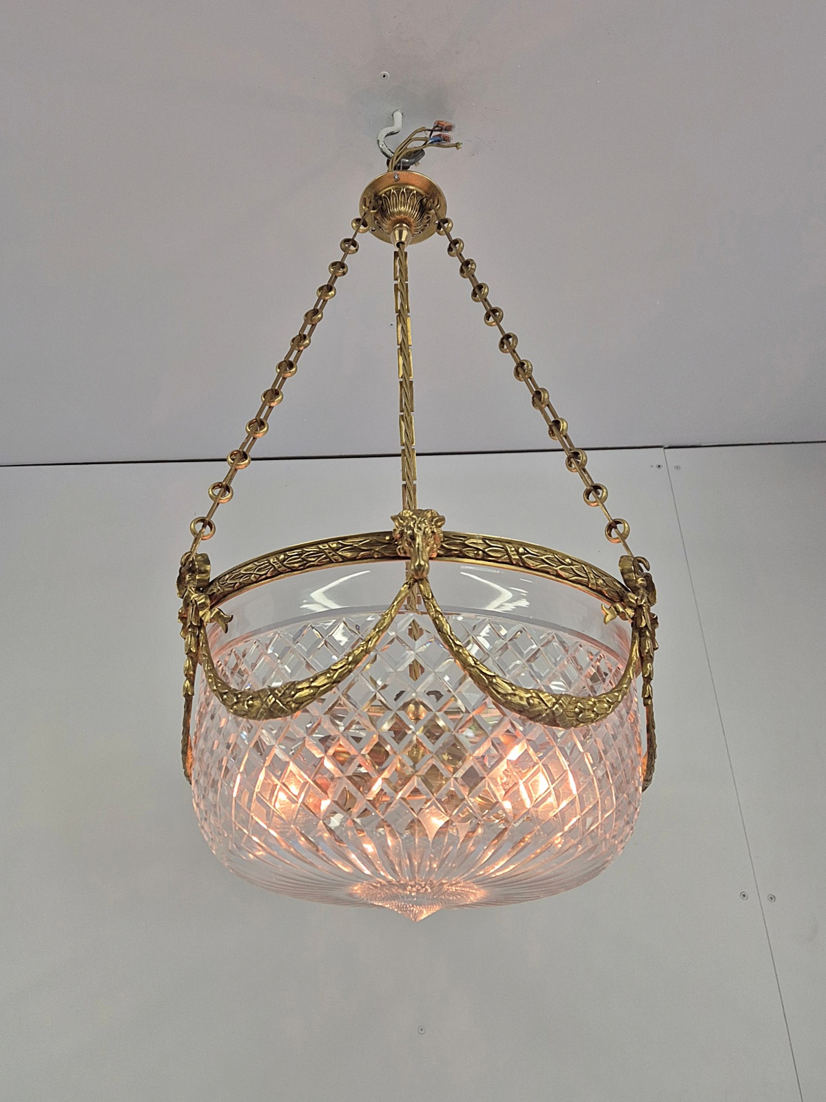 F & C Osler, Birmingham | Cut-Glass Neo-classical Plafonnier | England c.1910 | SOLD - Image 4