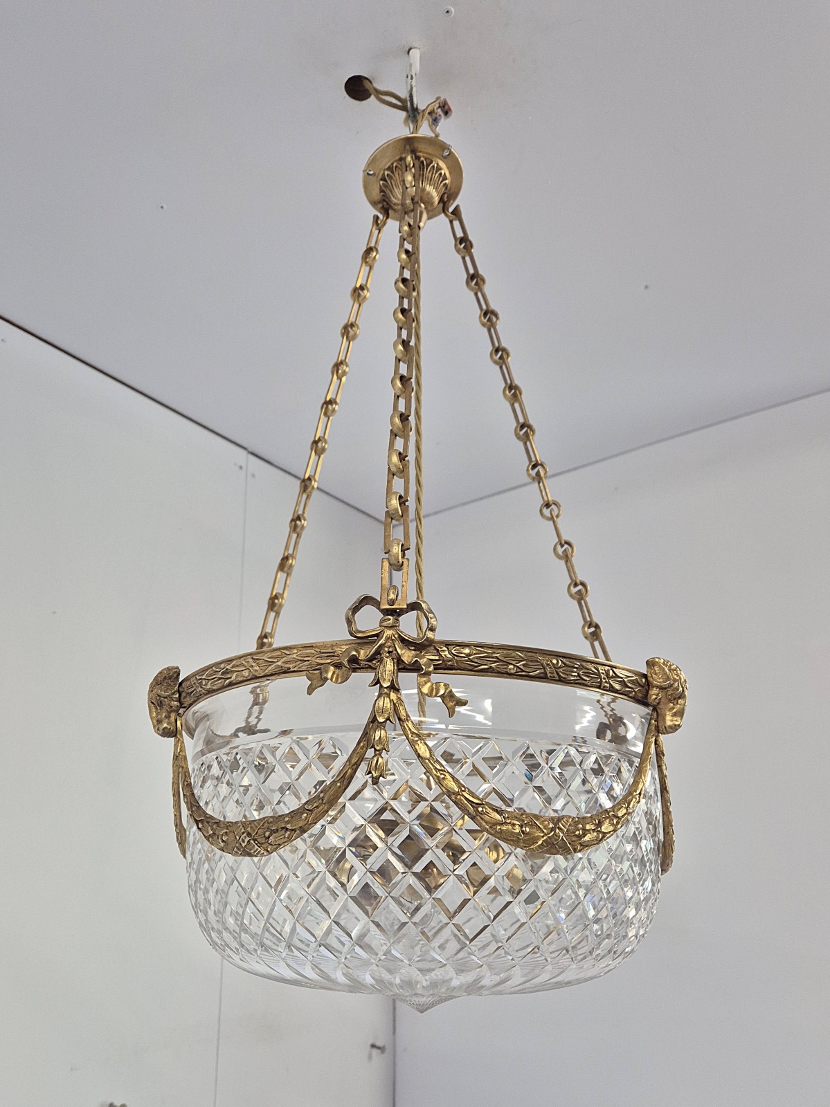 F & C Osler, Birmingham | Cut-Glass Neo-classical Plafonnier | England c.1910 | SOLD - Image 7