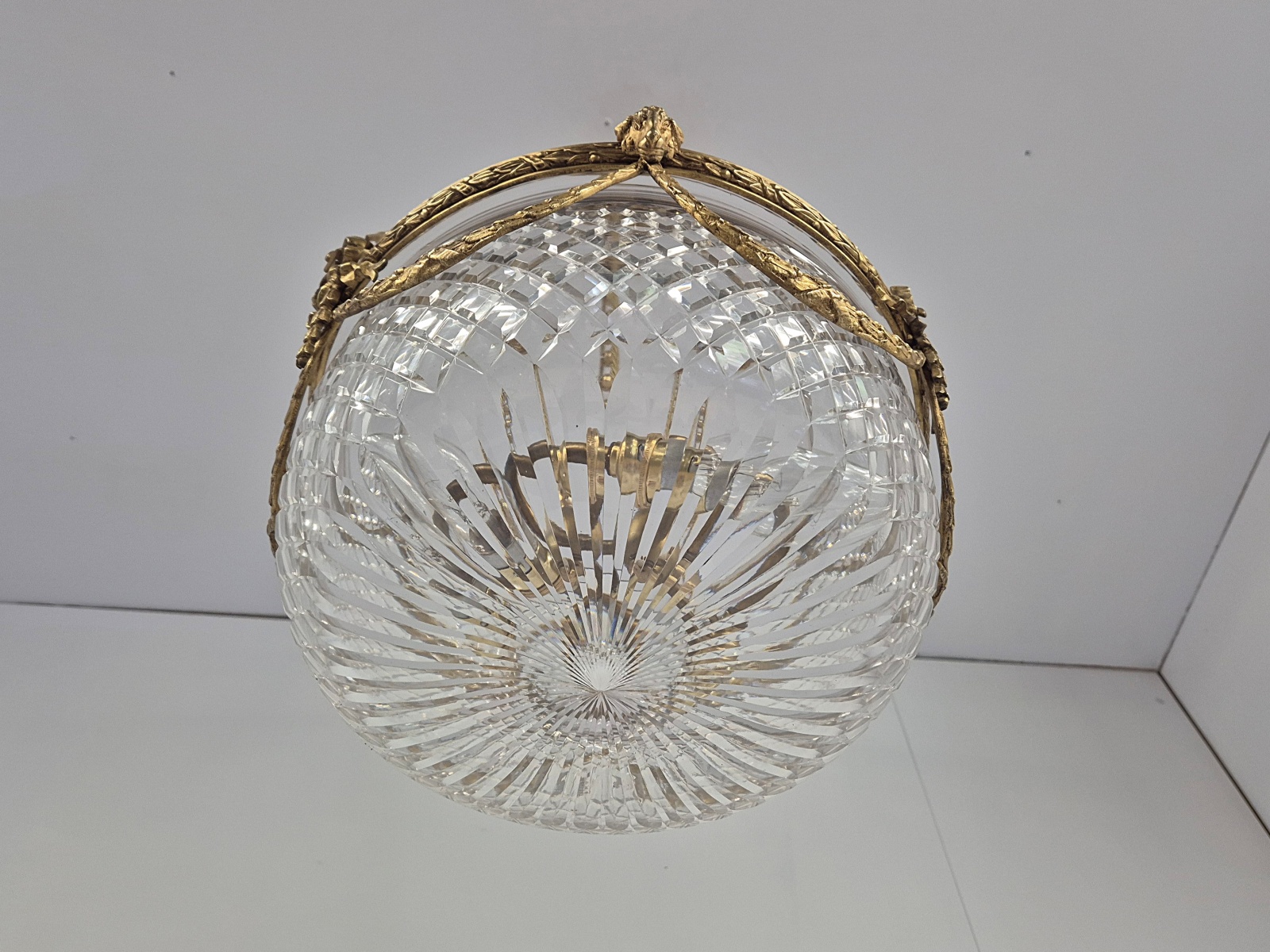 F & C Osler, Birmingham | Cut-Glass Neo-classical Plafonnier | England c.1910 | SOLD - Image 9