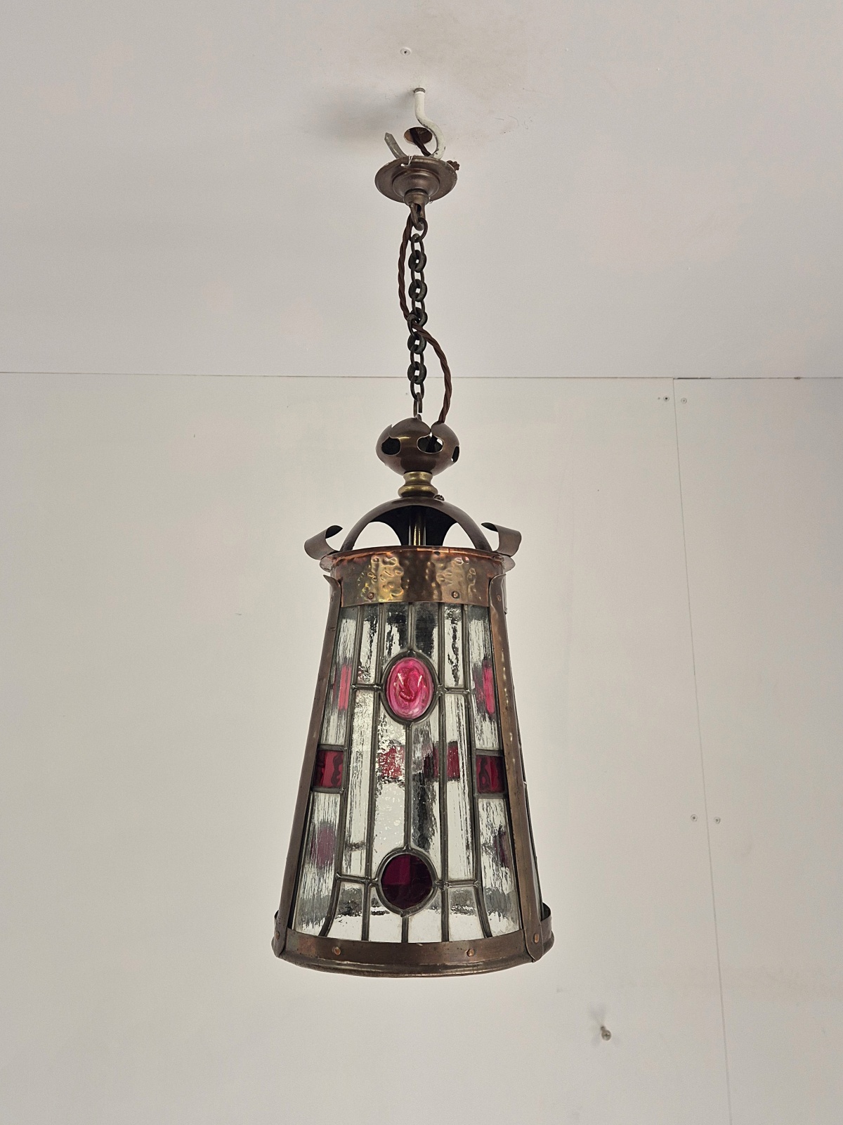 Attributed The General Electric Company (G.E.C) | Arts & Crafts Hall Lantern | England c.1905 - Image 3