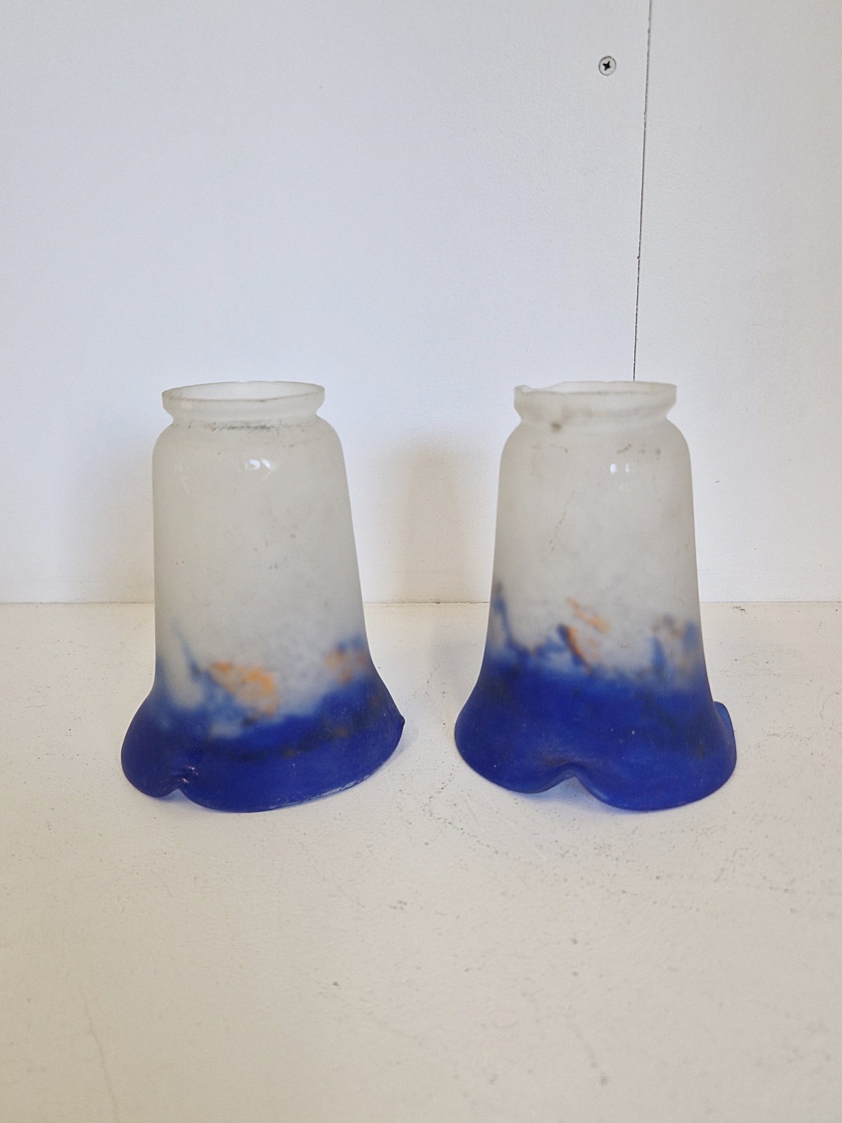 Noverdy | 2 blue Pate-de-verre Lampshades