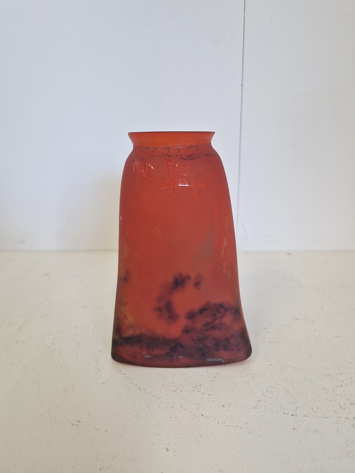 Muller Frères | Deep Red Pate-de-verre Lampshade