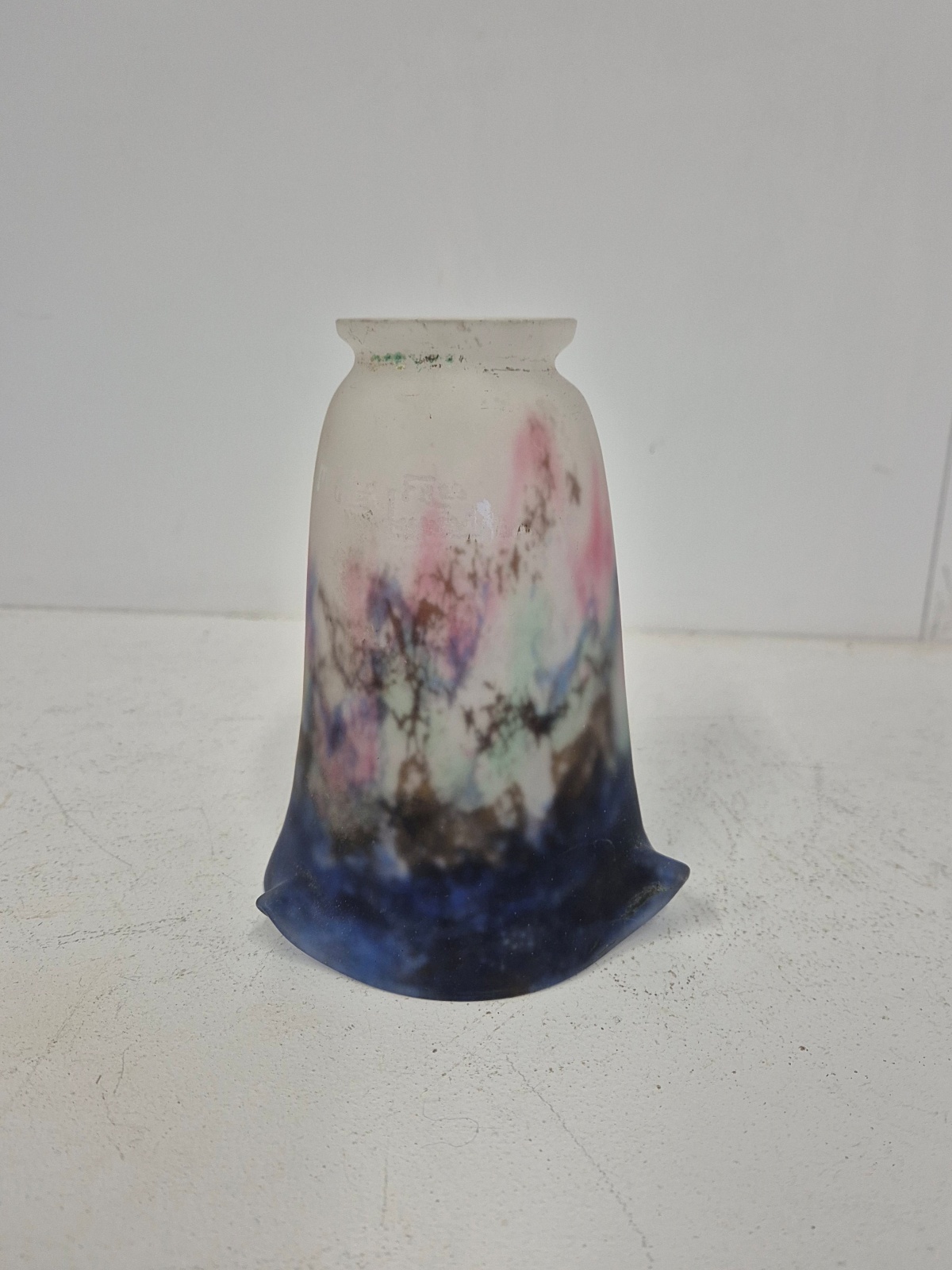 Muller Frères, Luneville | Pate-de-verre Lampshade