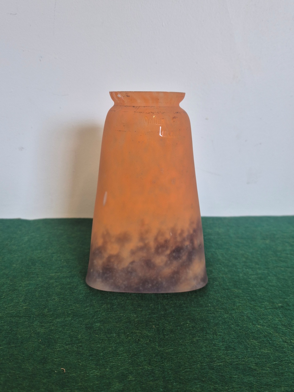 Muller Frères, Luneville | Pate-de-verre Lampshade | France c.1930