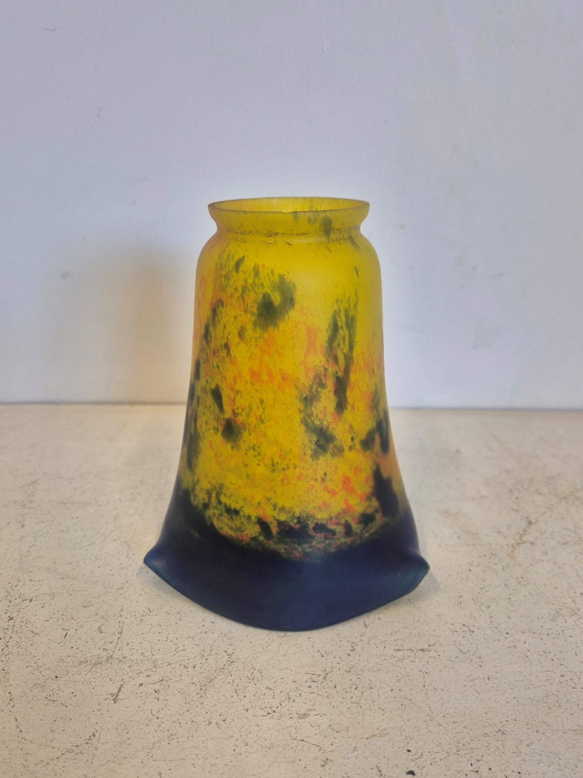 André Delatte, Nancy | Signed Loti Pate-de-verre Lampshade