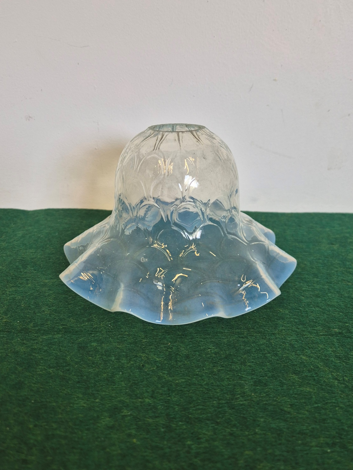 Unsigned | Opalescent Lampshade | England c.1910