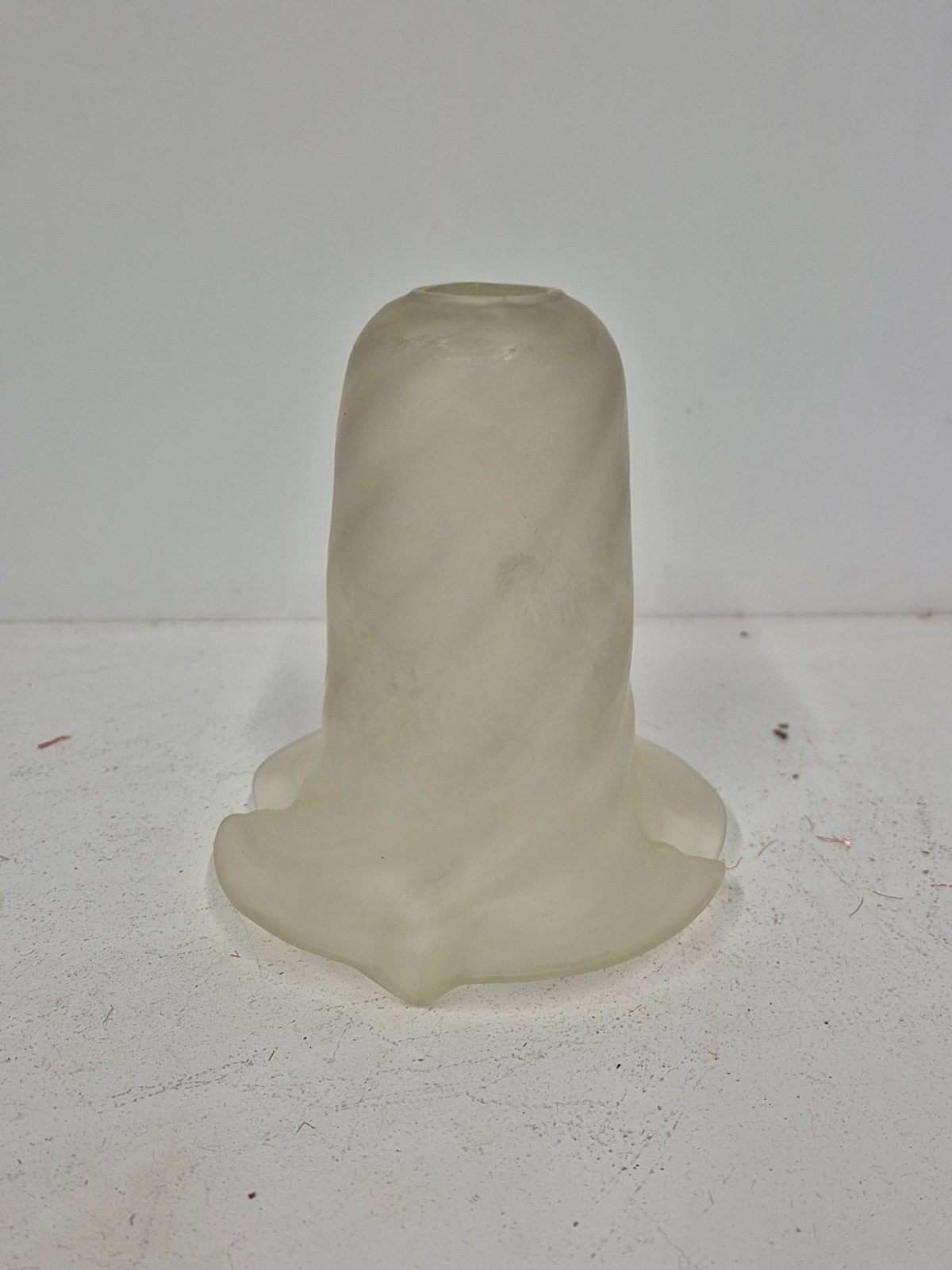 Unsigned | Straw-Vaseline Lampshade | England c.1900