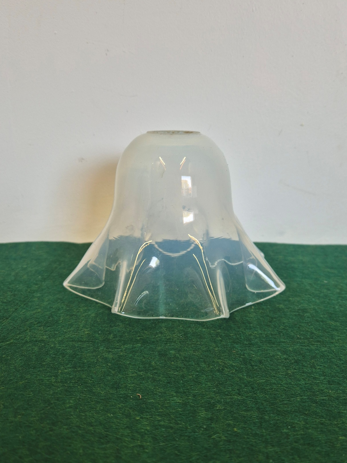Unsigned | Opalescent Lampshade | English c.1900