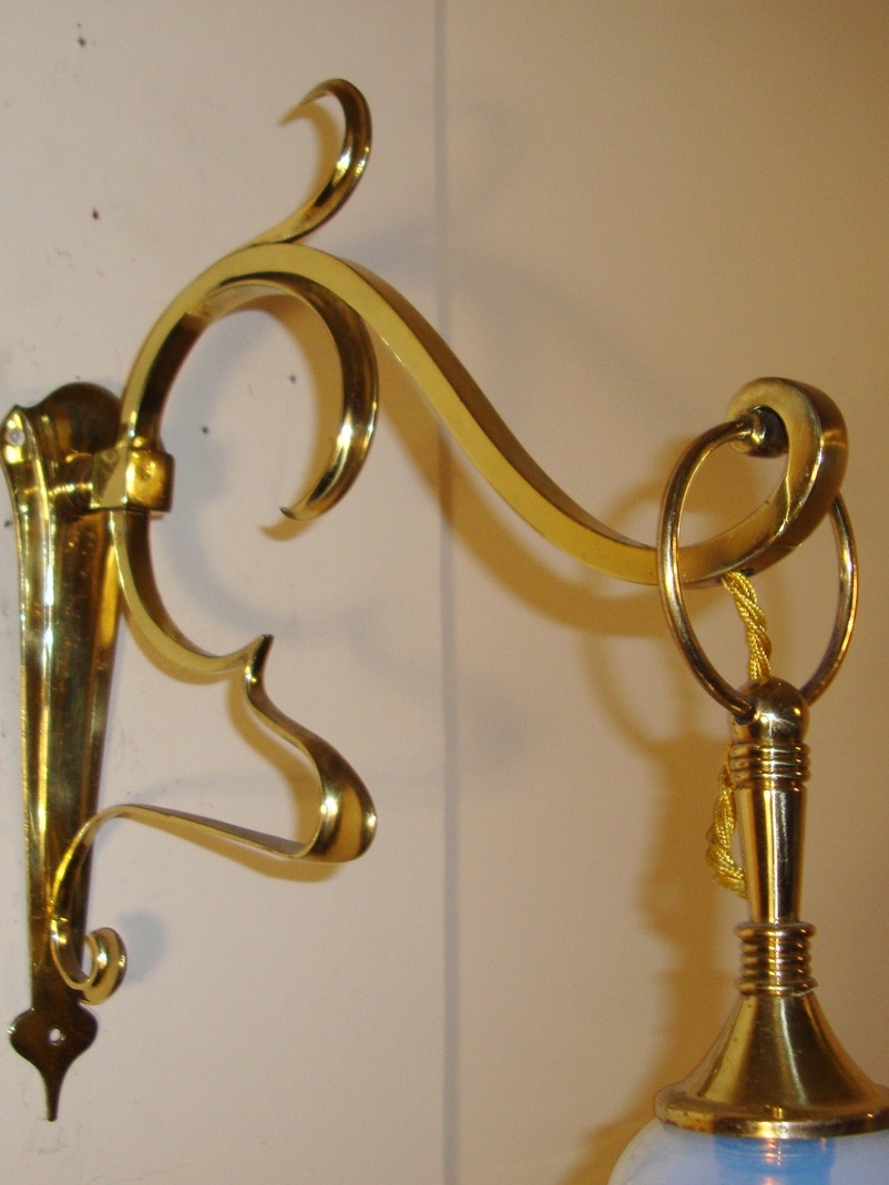 The General Electric Company (G.E.C) | 2 Art Nouveau Brass Wall Lights | England Early c.20th | SOLD - Image 3