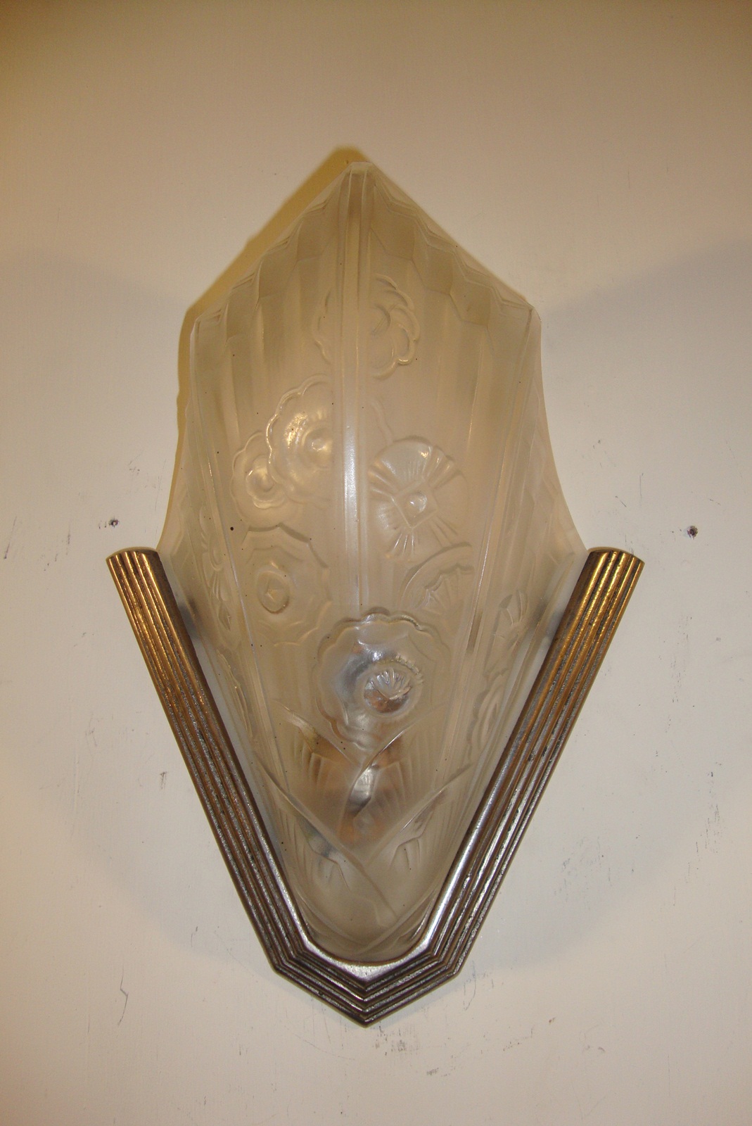 J.Robert (Jean Gauthier) | 2 Art Deco Wall Lights | France c.1930 | SOLD - Image 2