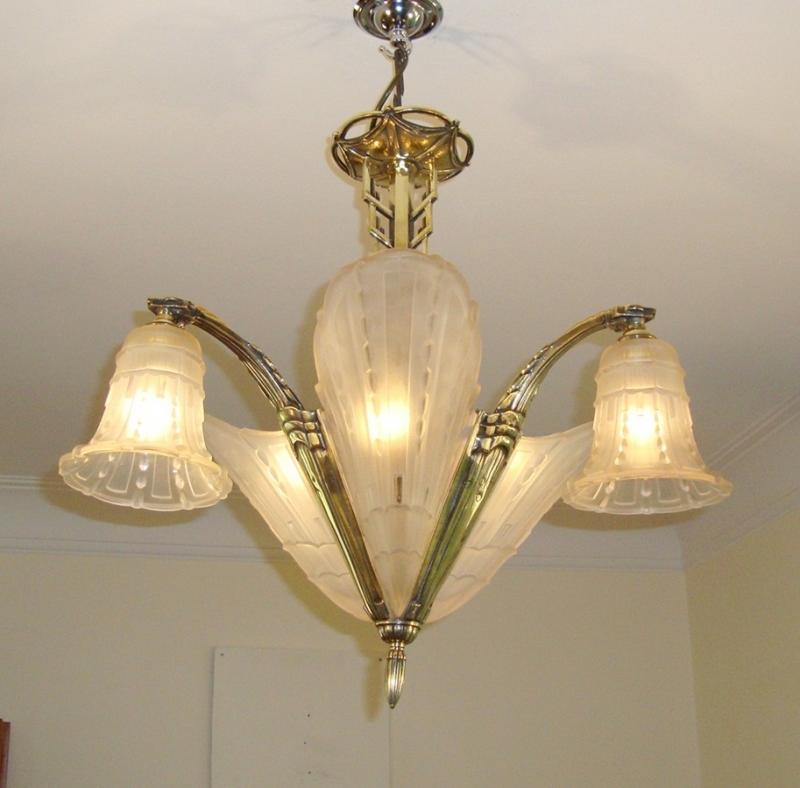 Etablissement Jean Gauthier (E.J.G) | Stylish Art Deco Ceiling Light | France c.1925 - Image 3