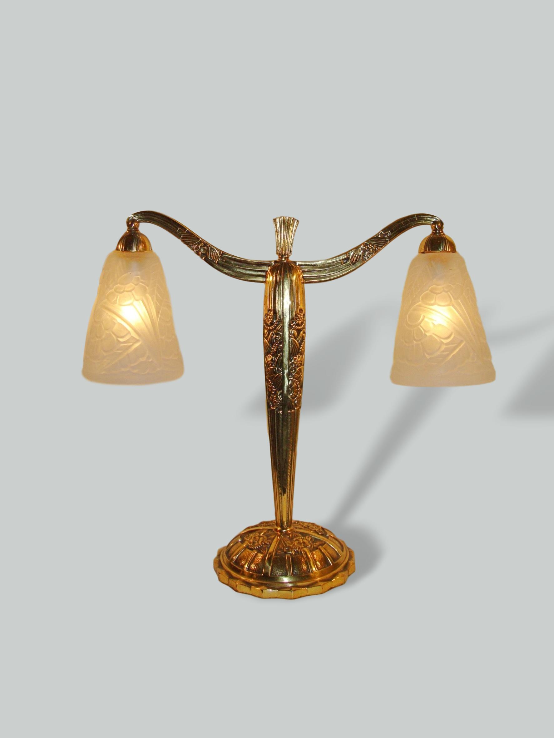 Hettier et Vincent, Paris | Bronze Twin-arm Table Lamp | France c1925 | SOLD