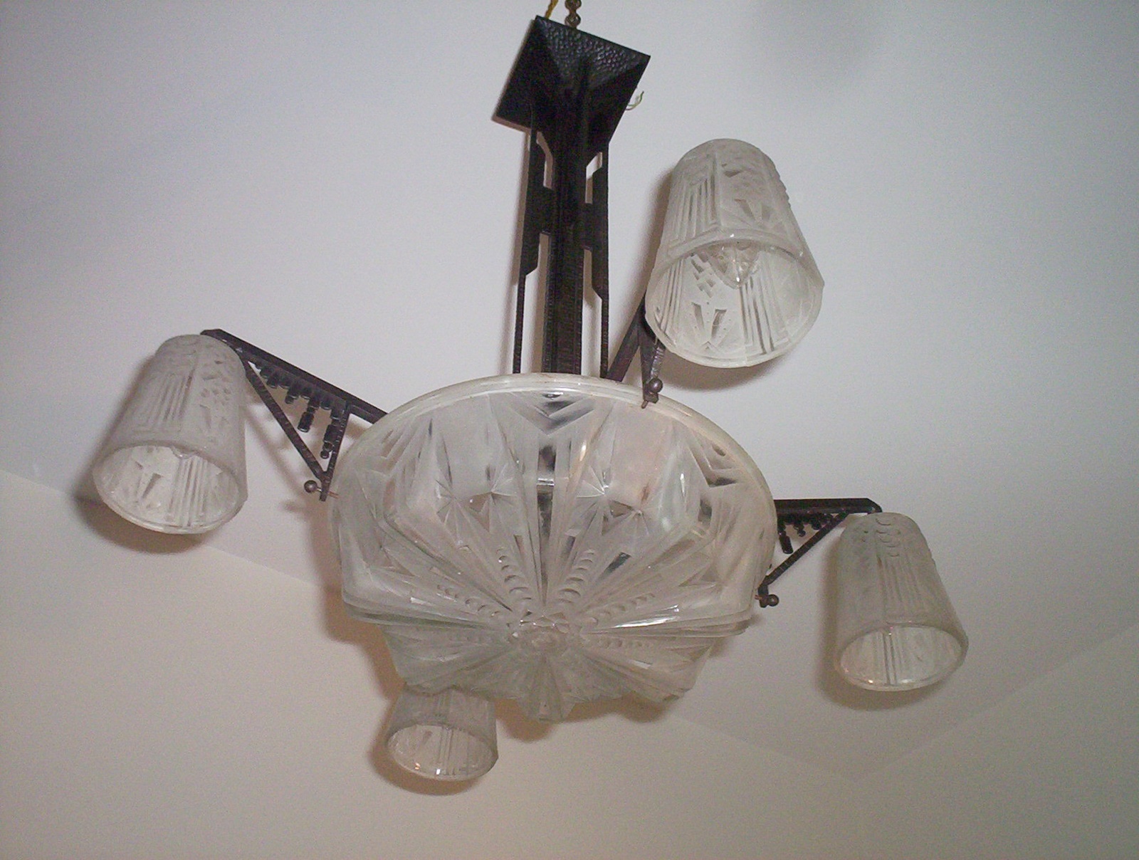 Muller Frères, Luneville | Wrought-Iron Chandelier | France c.1925 - Image 3